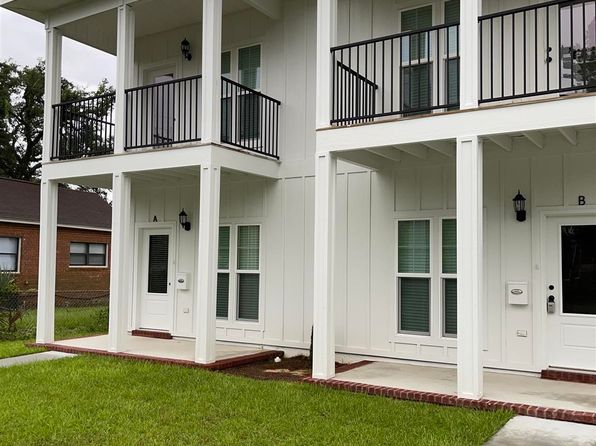 1907 Dr Martin Luther King Jr Dr UNIT B