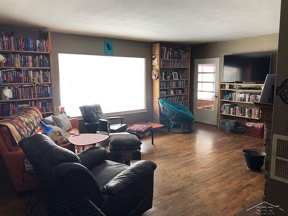 2nd image of 9800 S Clare Ave