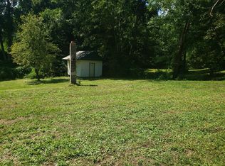 925 Natchez Trace Rd, Camden, TN 38320