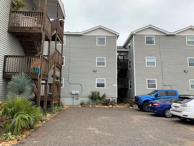 1518 Chela Ave #B1 — Photo 1