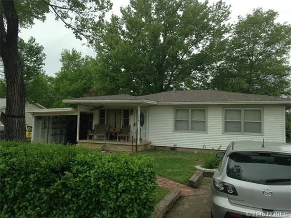 715 S Chickasaw Ave, Claremore, OK 74017