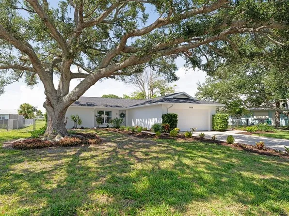 7308 17th Ave W, Bradenton, FL 34209