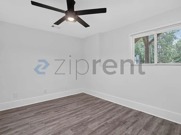 4013 Hawthorne Ave SE #3 — Photo 19