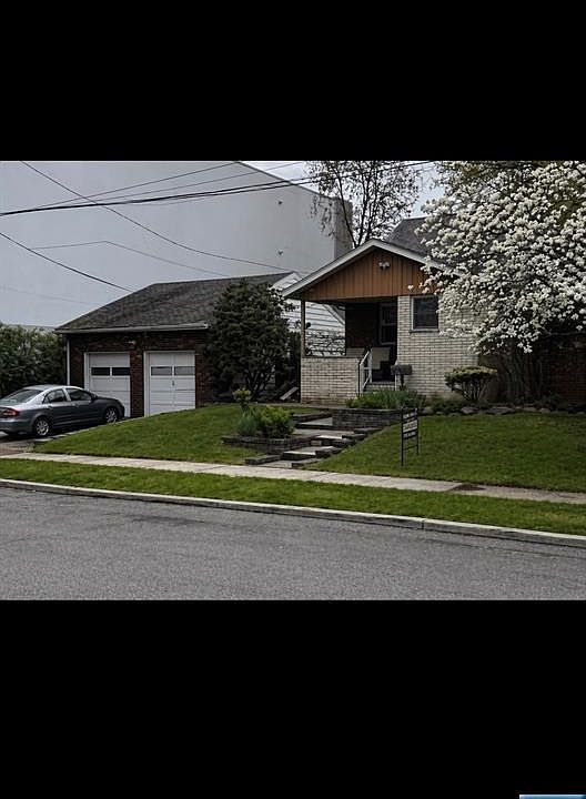 1st image of 157 Madison Ave