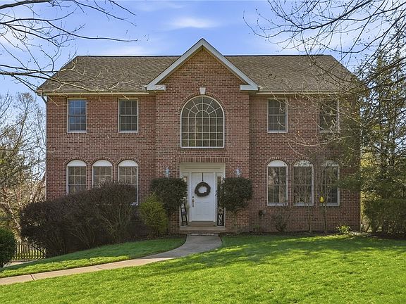 2nd image of 5010 Northfield Dr