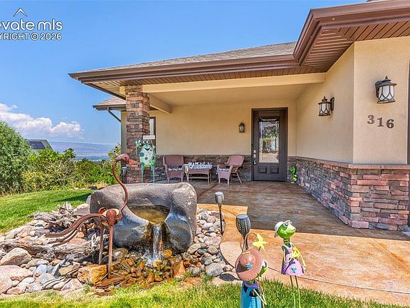 5th image of 316 Greenhorn Dr