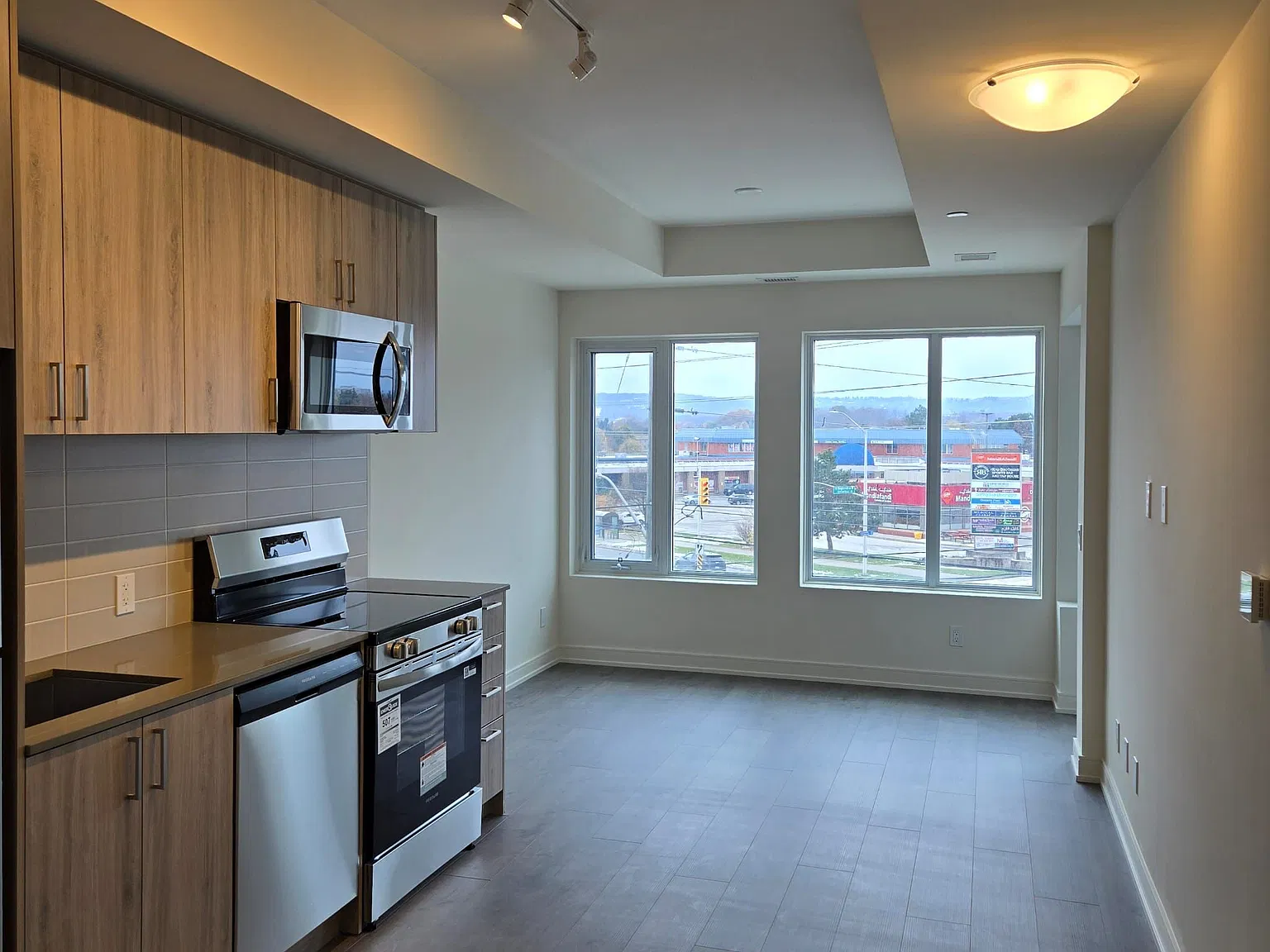 2 bed, $2,100 — Photo 4