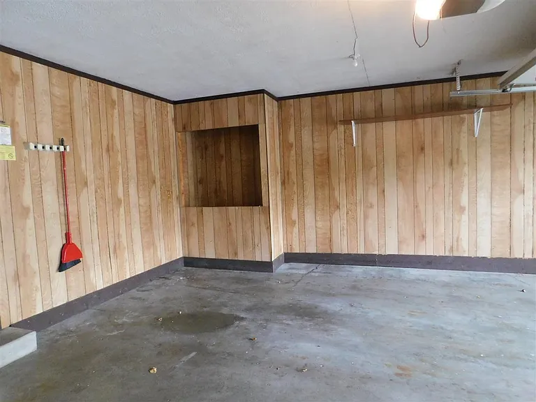 Spacious 2 stall attached garage