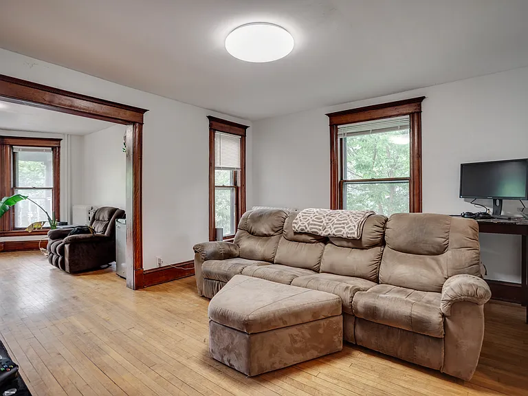 1309 W 24th St #2 — Photo 15
