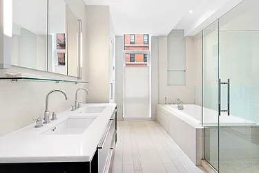 Rented by New York Casas Ltd.