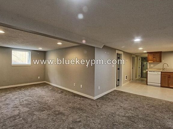 5th image of 339 N Skidmore St #C
