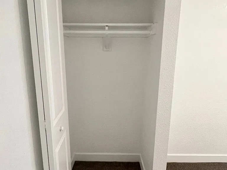 6104 Chia Ave — Photo 11