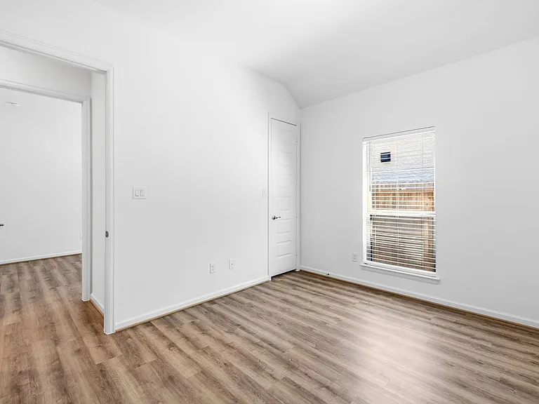 11951 Sawgrass Dr — Photo 21