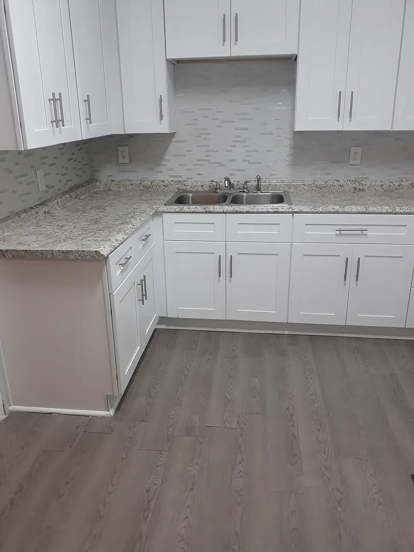 Spacious 2 Bedroom Home For Rent in Atlanta!! Renovated and Features Plenty Of Space For Only $1,... — Photo 3