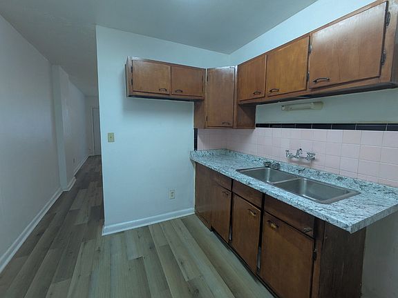 5th image of 7436 Grant Ave