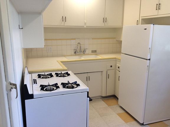 3rd image of 502 Midvale Ave