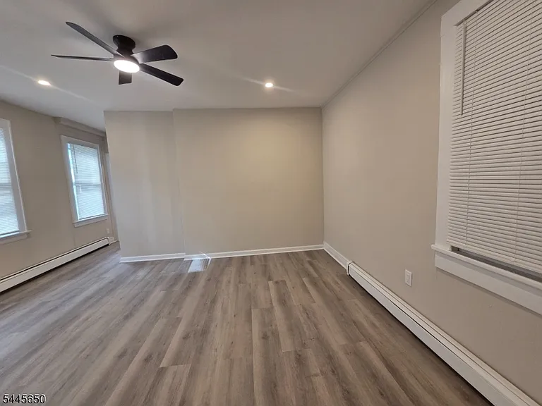 323 William St #1 — Photo 5