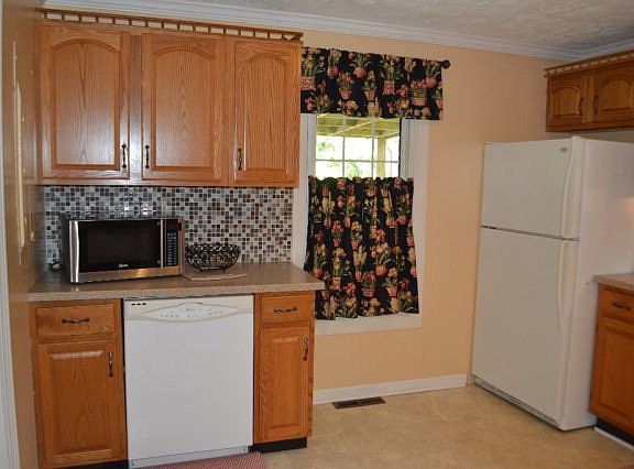 2nd image of 184 Avalon Dr