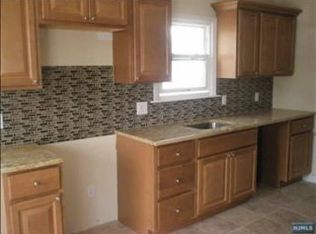 58 Mount Vernon St, Nutley, NJ 07110