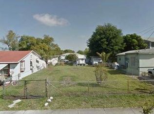 301 NW 8th St, Hallandale, FL 33009