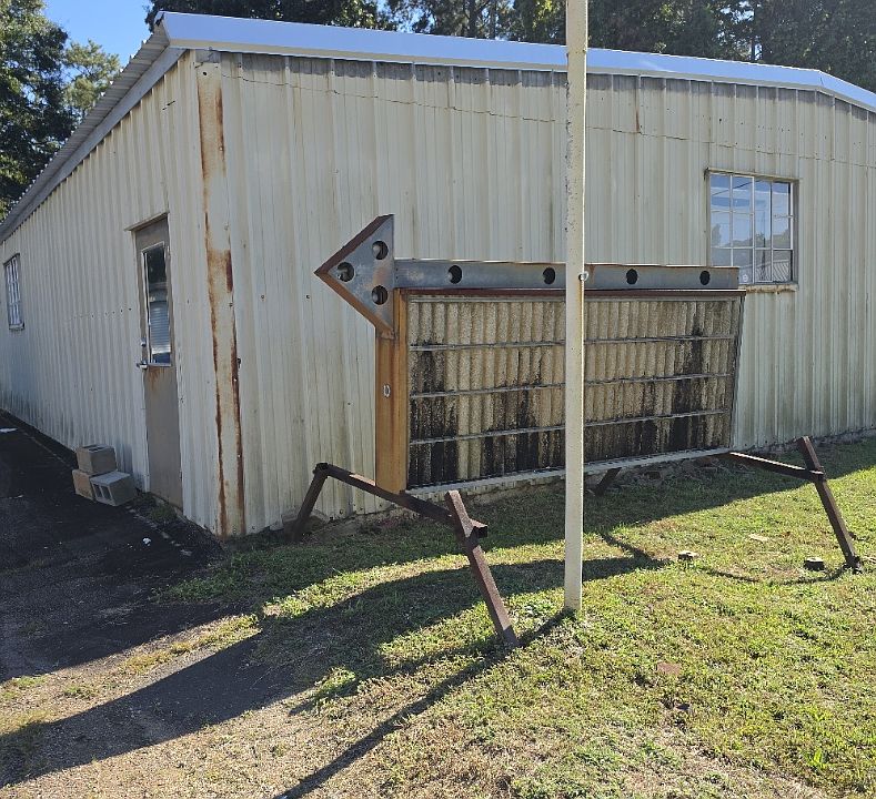 1st image of 2063 W Point Rd #1