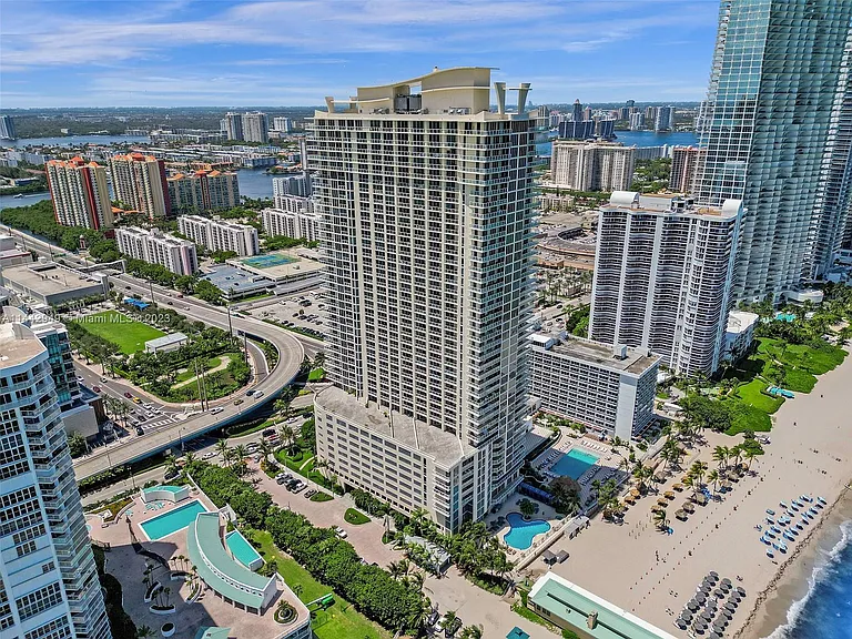 16699 Collins Ave #3204 — Photo 40