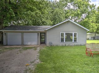 3560 Doneta Ave, Decatur, IL 62526