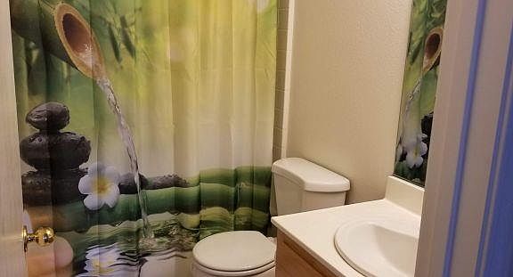 3rd image of 1047 Niguel Ln