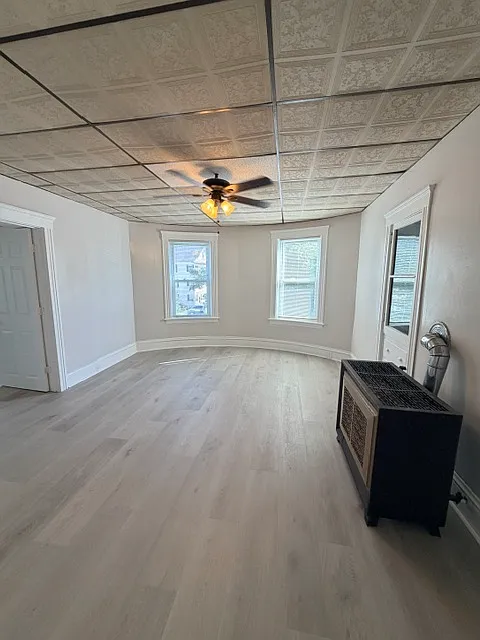73 Esther St #1