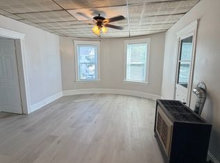 73 Esther St UNIT 1, Worcester, MA 01607