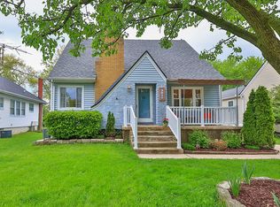 3840 S Berkley Cir, Cincinnati, OH 45236