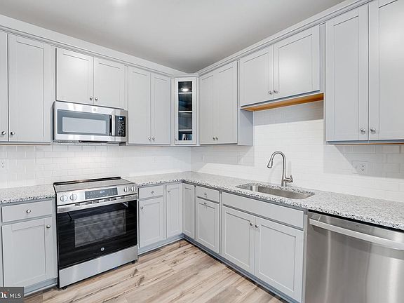 3rd image of 4007 Seaside Alder Road Ivy #B-8104