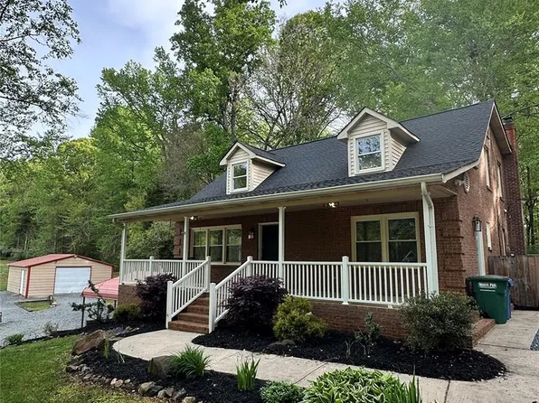 6002 Lake Rd, Mint Hill, NC 28227