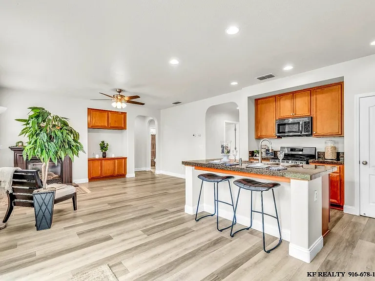 3411 River Shoal Ave — Photo 5