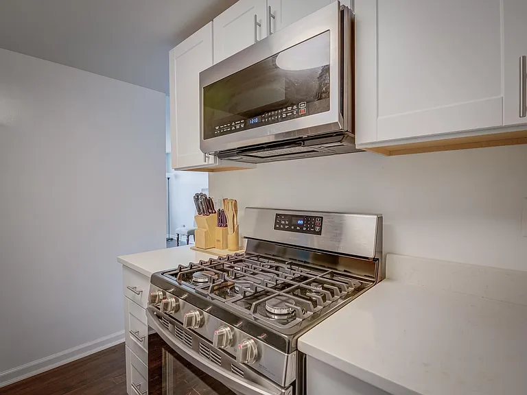 4600 Duke St #1205 — Photo 13