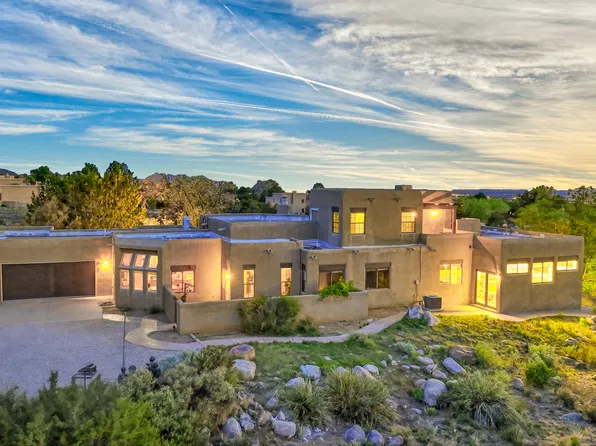 412 Live Oak Loop NE, Albuquerque, NM 87122