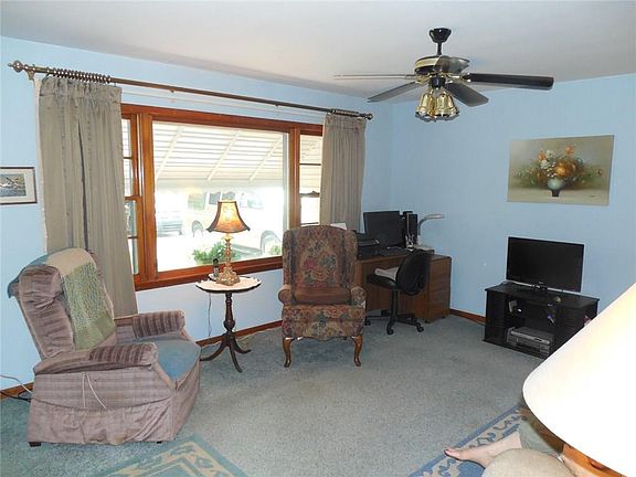 3rd image of 2465 Silver Lane Dr