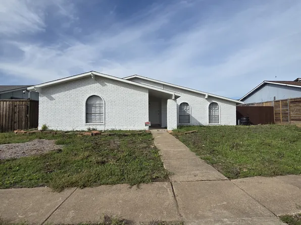 10247 Green Ash Rd, Dallas, TX 75243