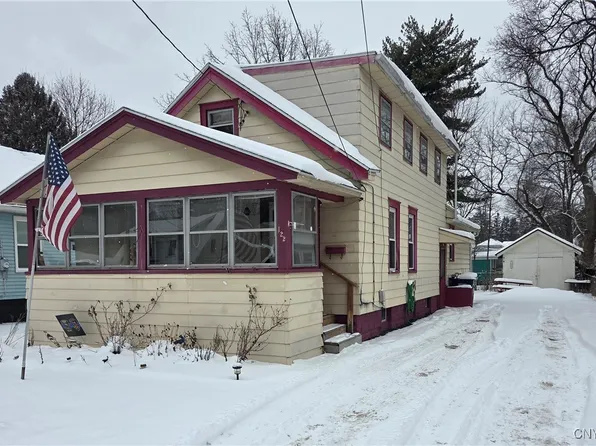 122 Maxwell Ave, Syracuse, NY 13207