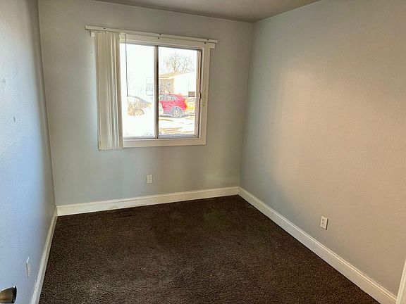2nd image of 1301 S Westcott St #4