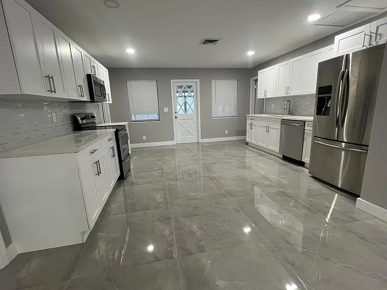 129 Euclid Blvd — Photo 4