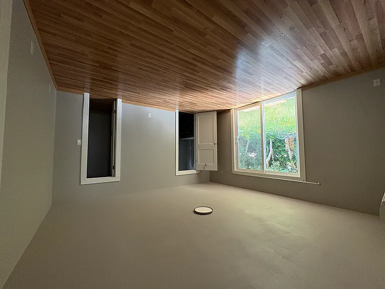 335 N Baker St — Photo 12