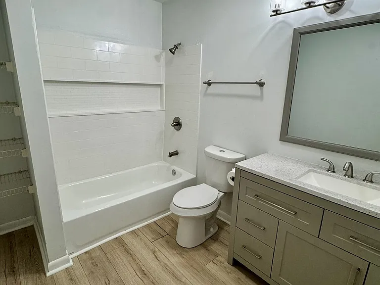 8003 Beach Dr #A — Photo 23