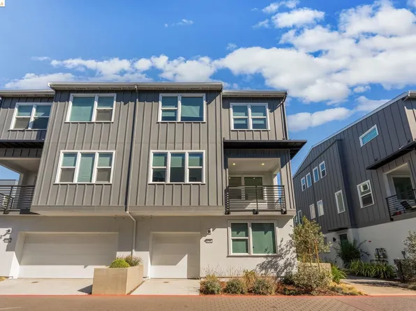 1782 Railway Cir, Oakland, CA 94607