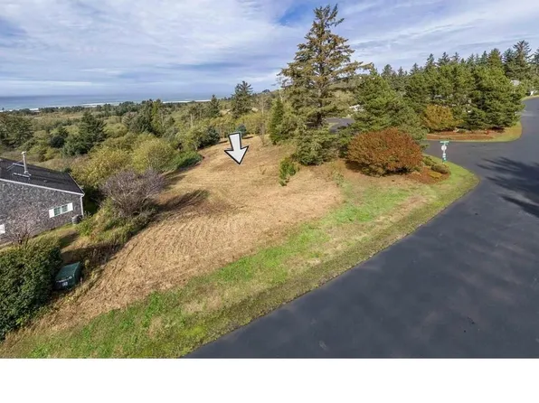 57 Surfview Dr, Neskowin, OR 97149