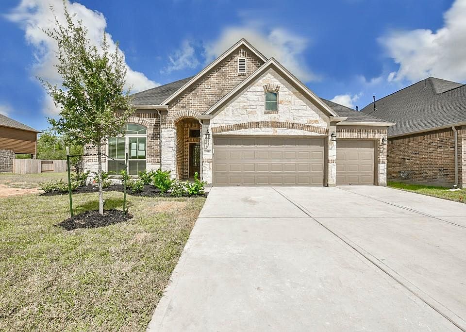 1st image of 18814 Bene Vista Dr