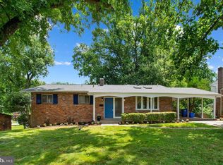 902 Holborn St, Silver Spring, MD 20902