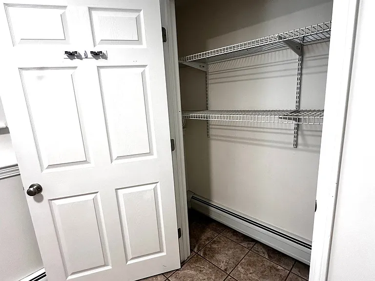 27 Emerald Dr #15 — Photo 10