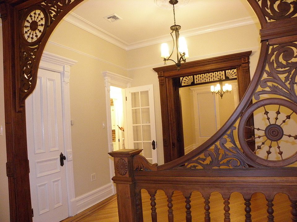 1st image of 473 Jefferson Ave #2