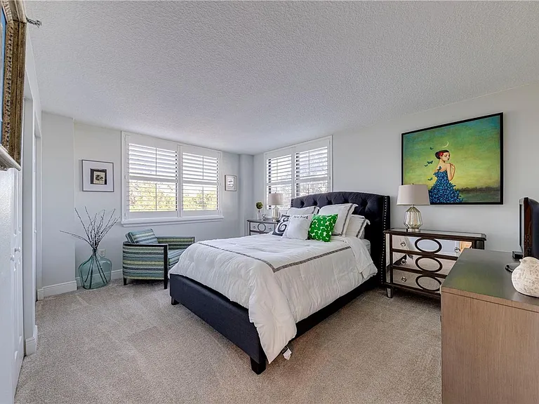 530 E Central Blvd #306 — Photo 16